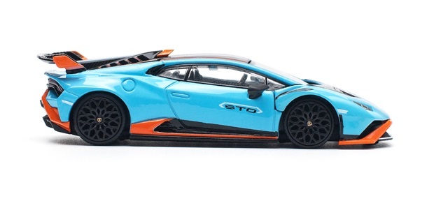 1/64 Flame ランボルギーニ ウラカン GT LP610 アイスブルー