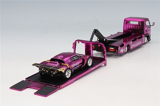 POP RACE x XCARTOYS 1/64 パンデム ロータス エリーゼ & 三菱 FUSO