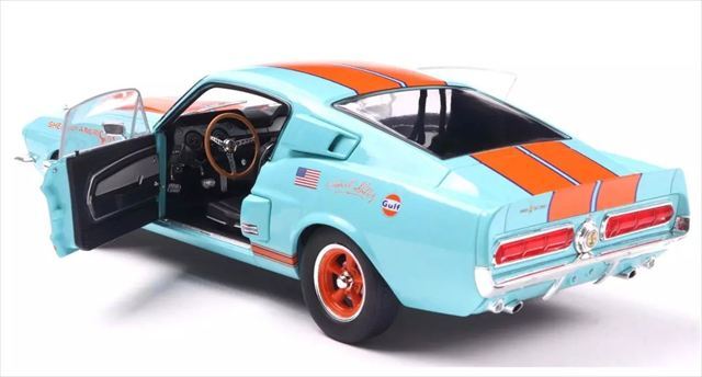 ソリド 1/18 シェルビー GT500 レーシング トリビュート 1967 ライト
