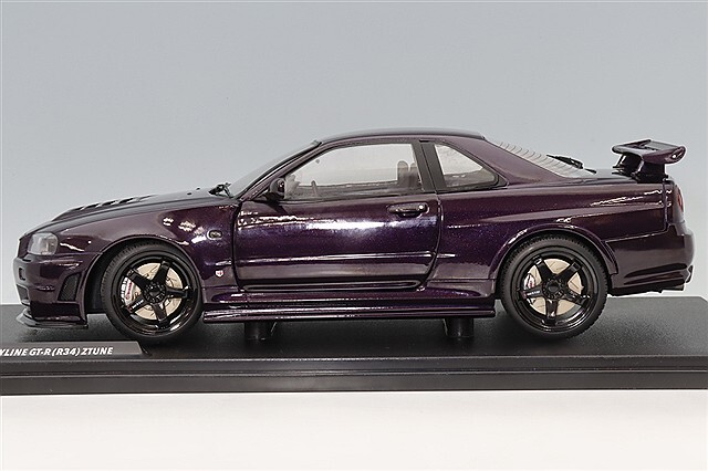 ソリド 1/18 日産 スカイライン GT-R (R34) Z-tune 1999 パープル