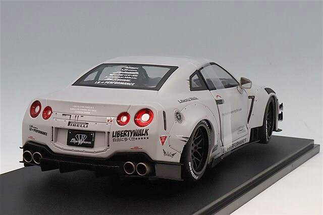 ソリド 1/18 日産 GT-R (R35) リバティーウォーク ボディキット タイプ