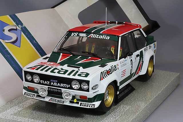 ソリド 1/18 フィアット アバルト  