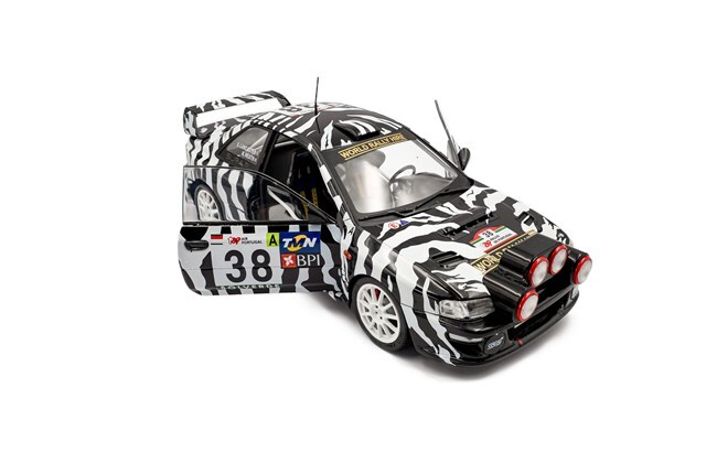ソリド 1/18 スバル インプレッサ S5 WRC99 2001 TAP ポルトガル