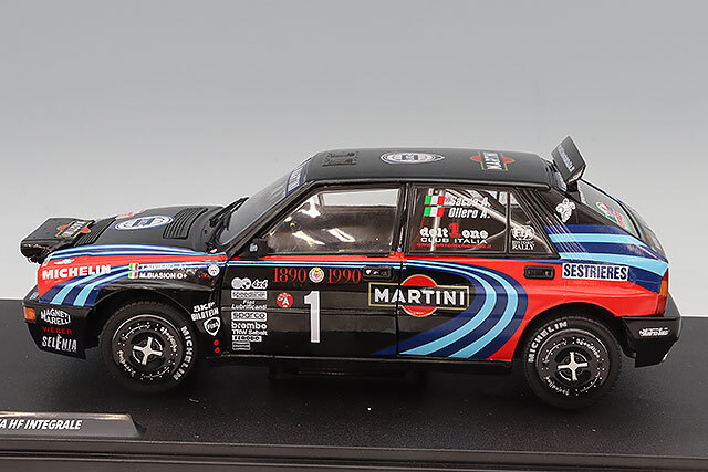 ソリド 1/18 ランチア デルタ HF インテグラーレ トリビュート 1990 M