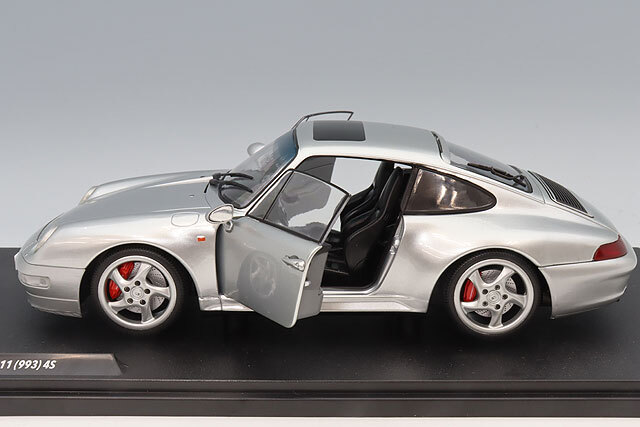 ソリド 1/18 ポルシェ 911 993 4S 1996 シルバー