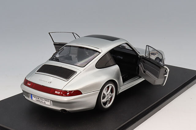 ソリド 1/18 ポルシェ 911 993 4S 1996 シルバー