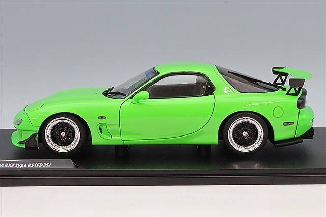 ソリド 1/18 マツダ RX-7(FD3S) SOLIDO WORKS 1999 ネオングリーン