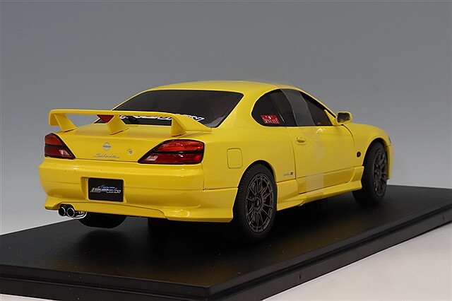 ソリド 1/18 日産 シルビア S15 spec R エアロ 1999 イエロー
