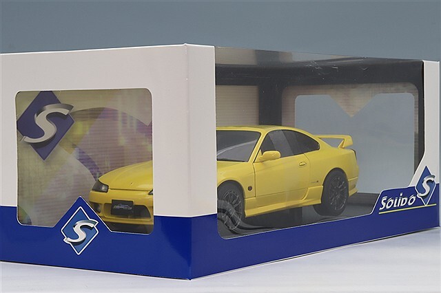 ソリド 1/18 日産 シルビア S15 spec R エアロ 1999 イエロー
