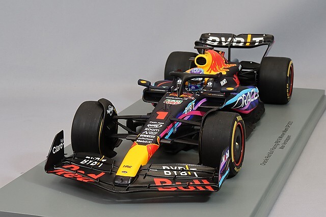 スパーク 1/18 オラクル レッドブル RB19 2023 F1 マイアミGP ウィナー 