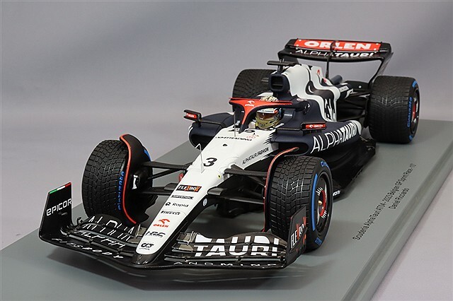 スクーデリア アルファタウリ スパーク 1 18 スクーデリア アルファ