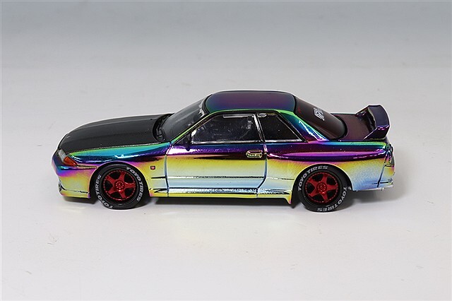 宮沢模型流通限定】 POP RACE x XCARTOYS 1/64 日産 スカイライン GT-R