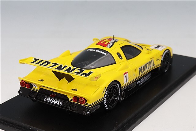 スパーク 1/43 日産 R390 GT1 ペンズオイル #1 E.コマス