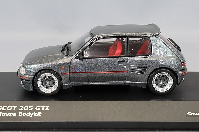 ソリド 1/43 プジョー 205 ディンマ (T16) グレー