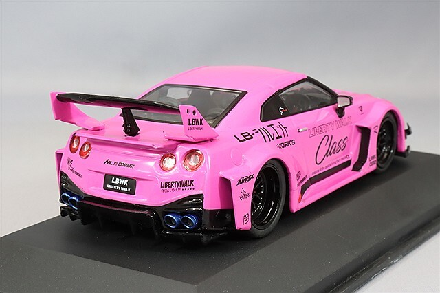 ソリド 1/43 日産 GT-R R35 LB シルエット ピンク