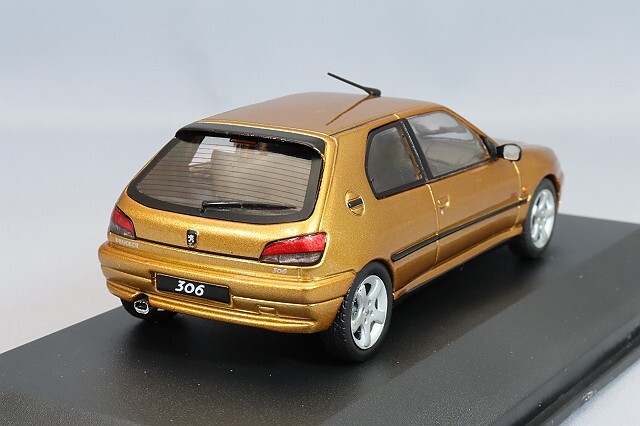 ソリド 1/43 プジョー 306 S16 ゴールド