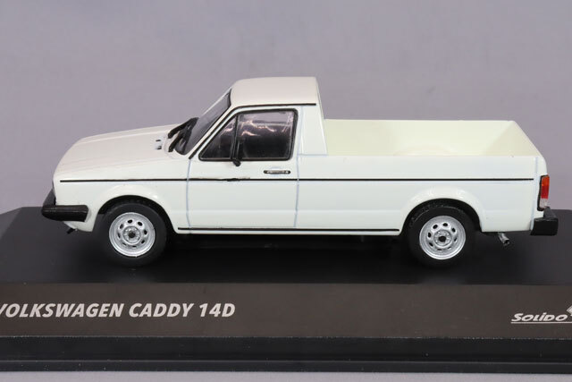 レア 年代物 当時物 箱付き ソリド solido 42 ルノー 4 　シェル Amazon | ソリド 1/18 ルノー 4CV 1956 ブルー Solido RENAULT