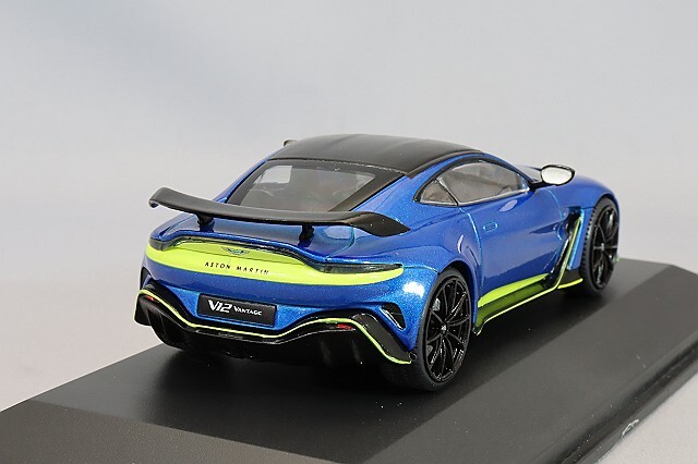 ソリド 1/43 アストンマーティン ヴァンテージ V12 2023 ブルー