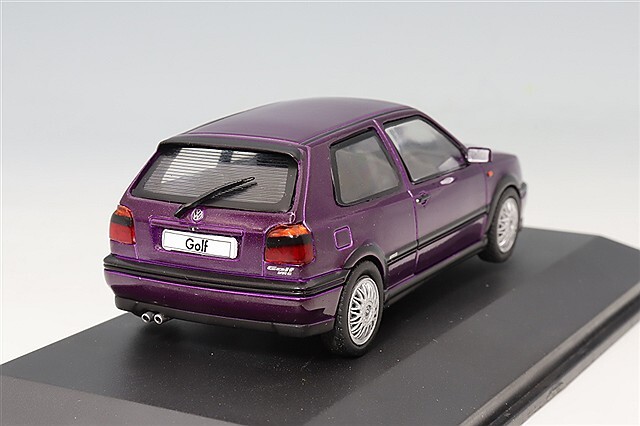 ソリド 1/43 フォルクスワーゲン ゴルフ Mk.III VR6 1994 パープル