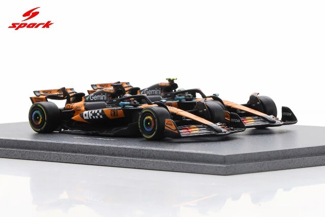 スパーク 1/64 マクラーレン MCL39 2025 F1 #4 L.ノリス & #81 O