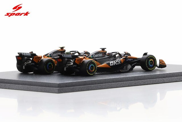 スパーク 1/64 マクラーレン MCL39 2025 F1 #4 L.ノリス & #81 O