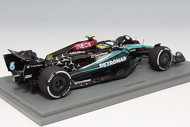 希少F1鈴鹿 2022 パドッククラブパス AMGペトロナス メルセデスチーム スパーク 1/43 メルセデス AMG ペトロナス F1チーム W15 E