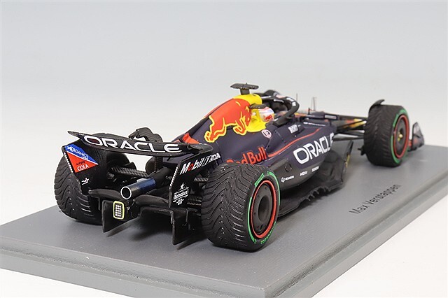 F1 レッドブル　ホンダ　スパーク　1/43 祝 レッドブル・ホンダ】スパークのF1ミニカーを紹介します - YouTube