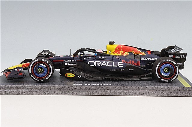 スパーク 1/43 オラクル レッドブルレーシング RB21 2025 F1 アブダビ