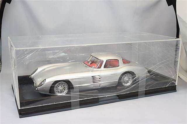 【希少！】シュコー メルセデスベンツとアウトウニオンの2台+フィギュア6体セット シュコー 1/12 メルセデスベンツ 300 SLR ウーレンハウト クーペ 1955