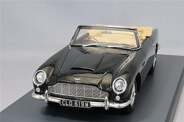シュコー PRO.R18 1/18 アストンマーティン DB5 コンバーチブル 1963
