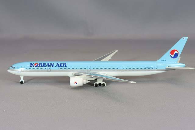 シュコー 1/600 ボーイング 777-300 大韓航空