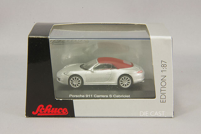 中古品 希少！1/43 ポルシェ純正 シュコー ポルシェ 911カレラ4S 銀 シュコー 1/87 ポルシェ 911 S 991 カブリオ ソフトトップ シルバー