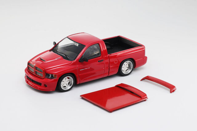 ☆予約品☆ SHOOM64 MODEL 1/64 ダッジ ラム SRT-10 レッド
