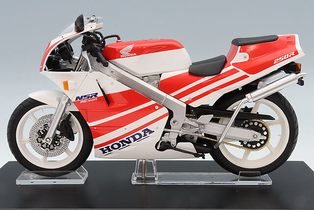 青島文化教材社 スカイネット 1/12 ホンダ NSR250R '89 ロスホワイト