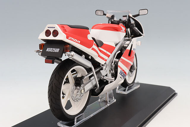 青島文化教材社 スカイネット 1/12 ホンダ NSR250R '89 ロスホワイト