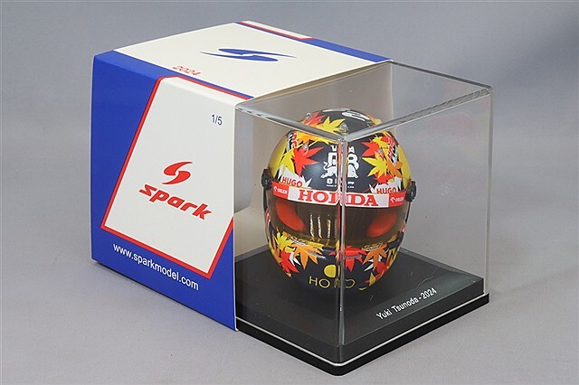 ☆予約品☆ スパーク 1/5 ヘルメット 角田裕毅 2024