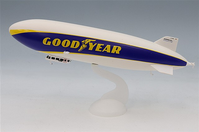 スパーク 1/400 GOODYEAR BLIMP (飛行船)