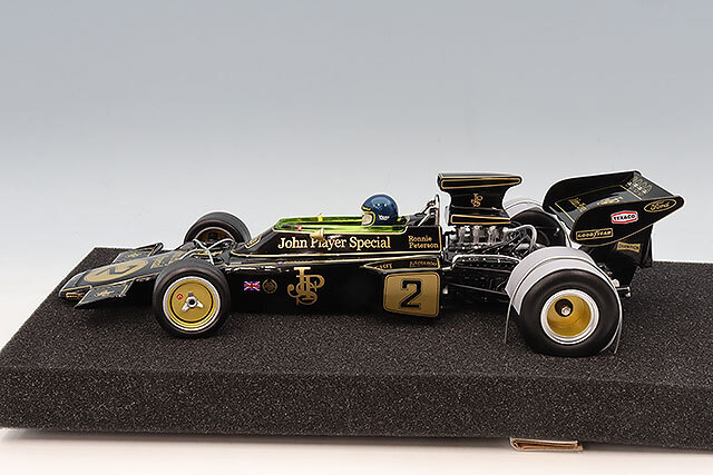 Quartzo 1/18 ロータス 72E 