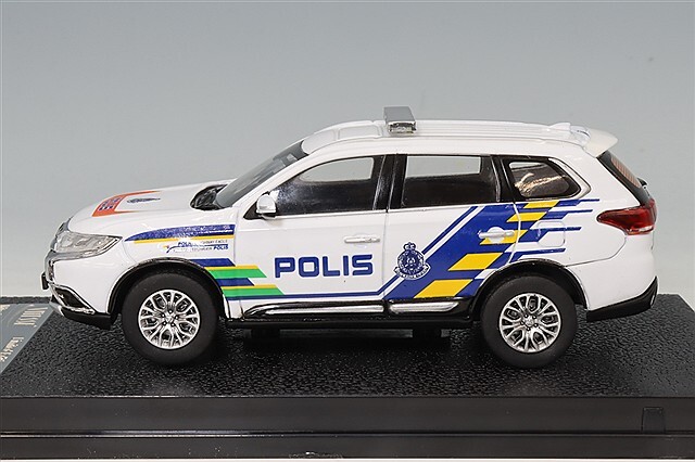 サンスター 1/43 三菱 アウトランダー 2018 マレーシアポリス