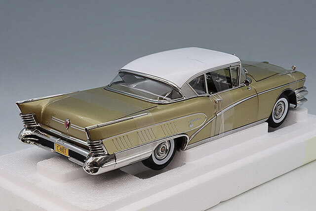 サンスター 1/18 ビュイック リミテッド リビエラ クーペ 1958