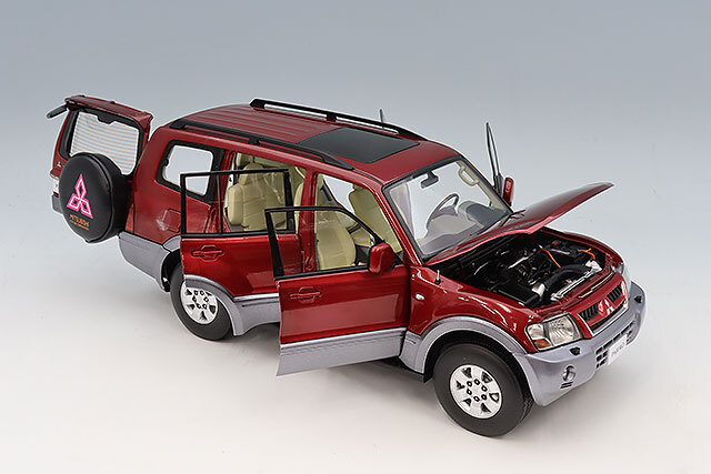 YC MODEL 1/18 三菱 パジェロ V73 レッドメタリック
