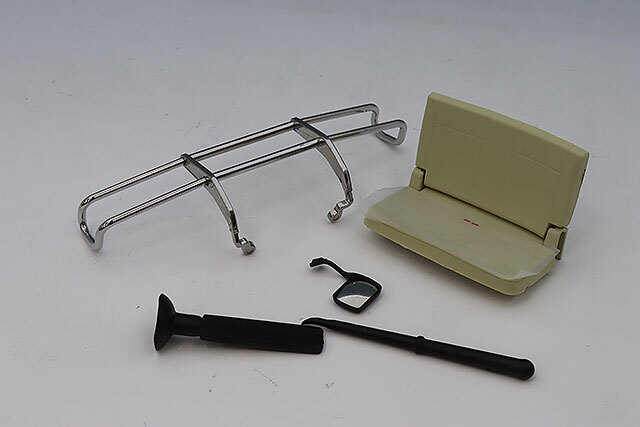 YC MODEL 1/18 三菱 パジェロ V73 レッドメタリック