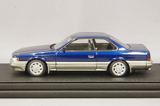 イグニッションモデルxトミーテック 1/43 日産 レパード XS-II ダーク 