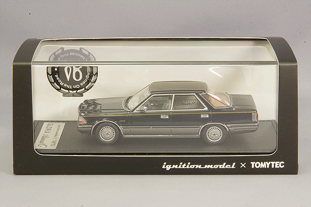 イグニッションモデルxトミーテック 1/43 日産 グロリア Y30 アスト 