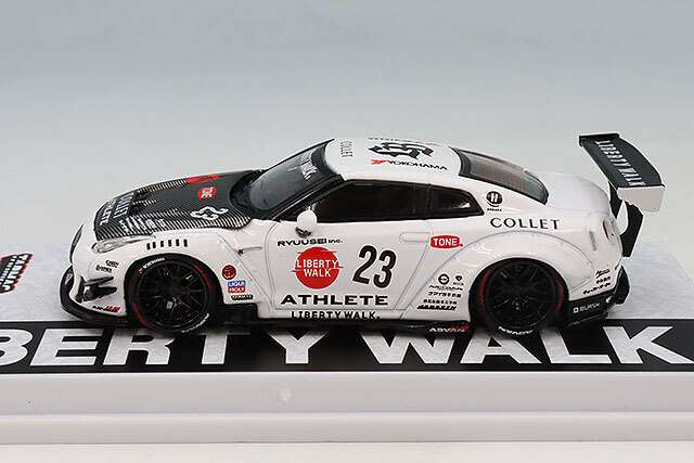 Tarmac 1/64 LB-WORKS 日産 GT-R R35 タイプ2 ホワイト
