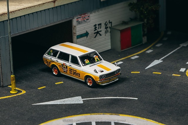 Tarmac 1/64 ダットサン ブルーバード 510 ワゴン おひげのポン