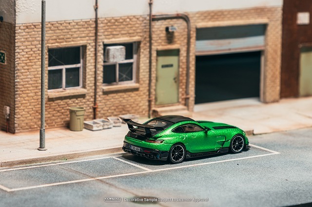 Tarmac 1/64 メルセデスベンツ AMG GT ブラック シリーズ グリーン