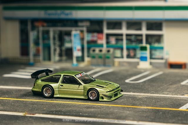 Tarmac 1/64 トヨタ スプリンター トレノ AE86 ワイドボディ グリーン