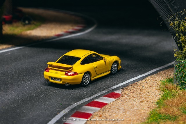 Tarmac 1/64 ポルシェ 911 GT3 (type 996) イエロー