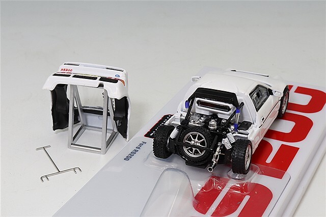 Tarmac 1/64 フォード RS200 ホワイト